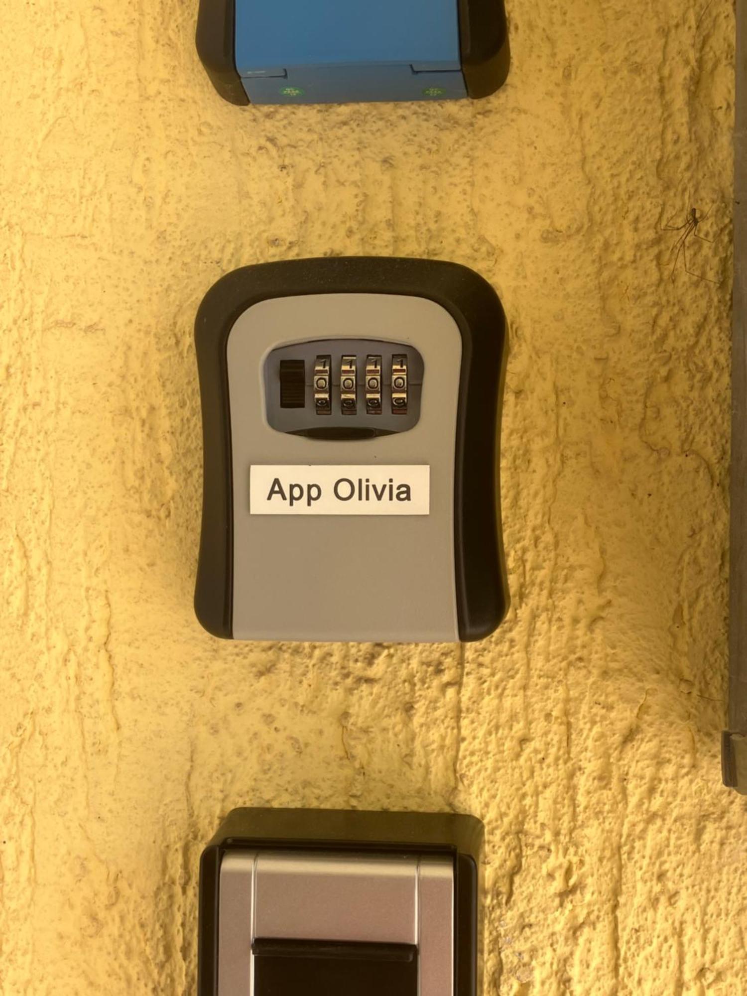 Olivia, Seaside Apartment In Medulin, Croatia エクステリア 写真